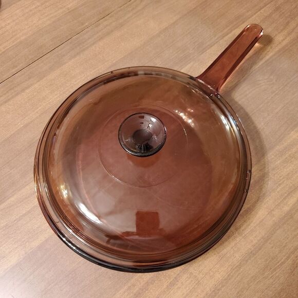 Visions Amber By Corning Glass 10" Waffle Bottom Skillet w/ Lid - Picture 1 of 9